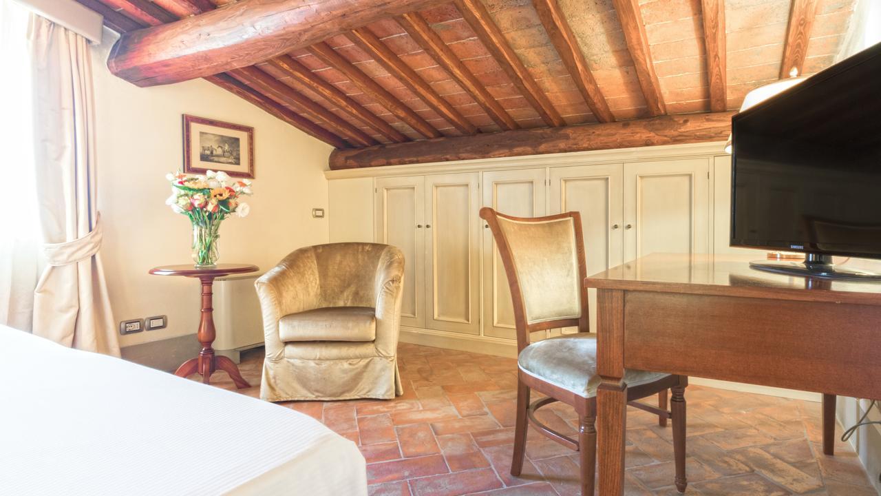 Vila Badia Di Campoleone Arezzo Pokoj fotografie